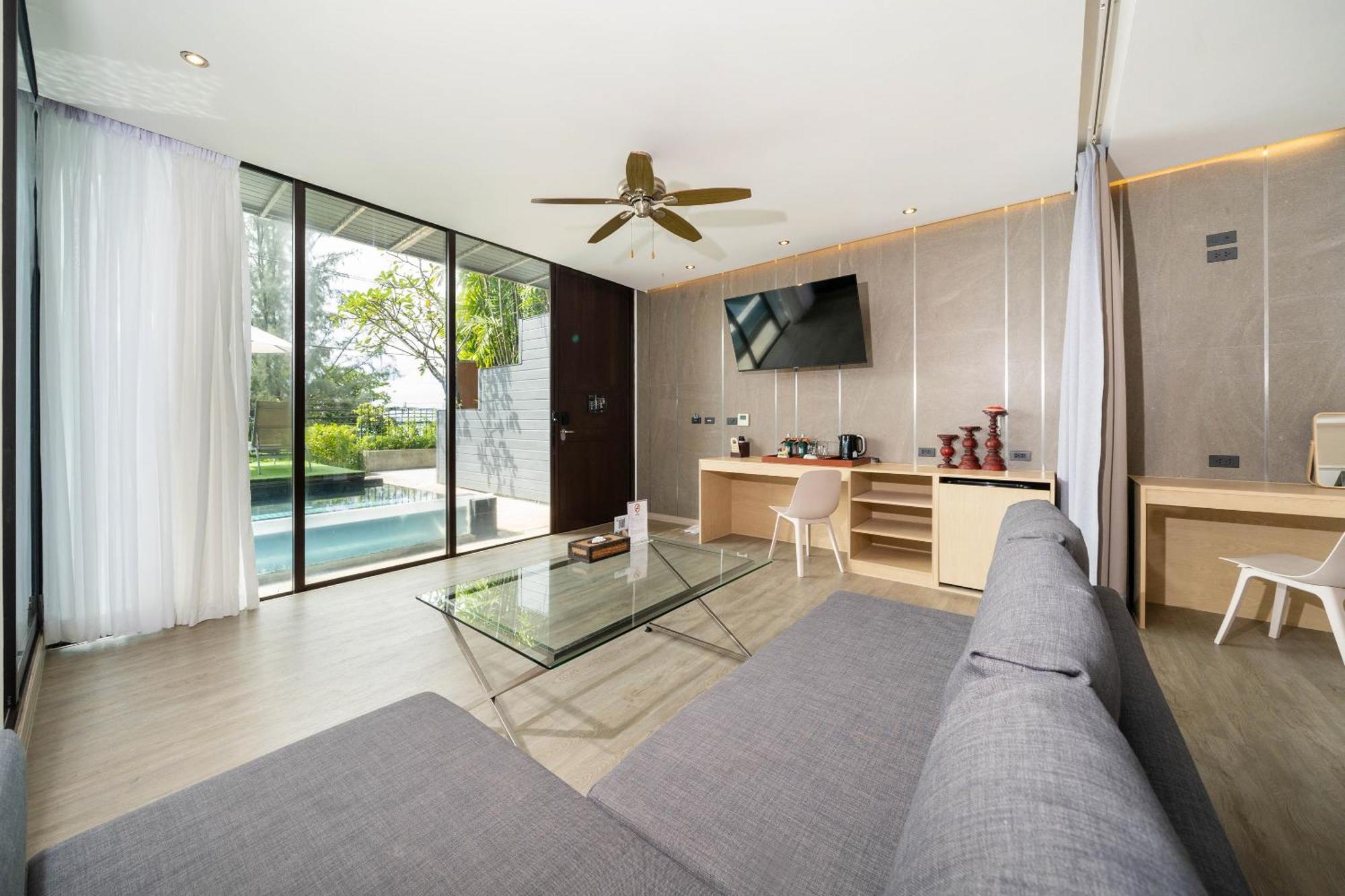 Indochine Resort And Villas - Sha Extra Plus Patong Exteriér fotografie A room at the hotel