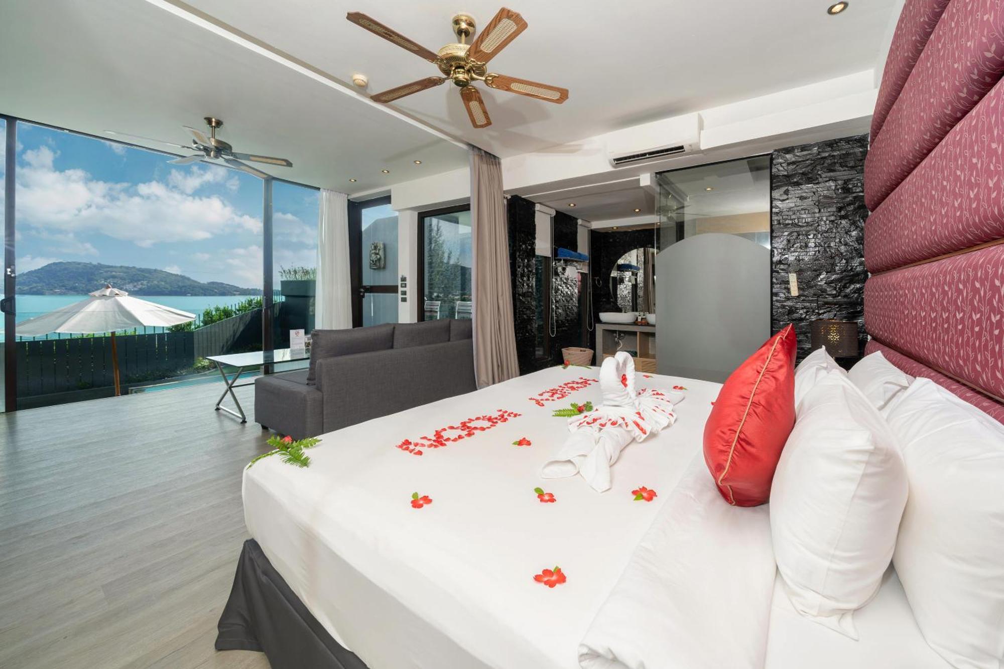 Indochine Resort And Villas - Sha Extra Plus Patong Exteriér fotografie A bedroom at the resort