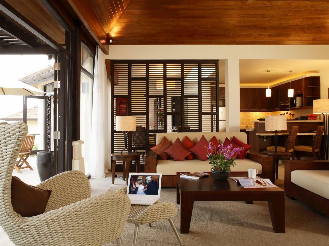 Indochine Resort And Villas - Sha Extra Plus Patong Exteriér fotografie A living room